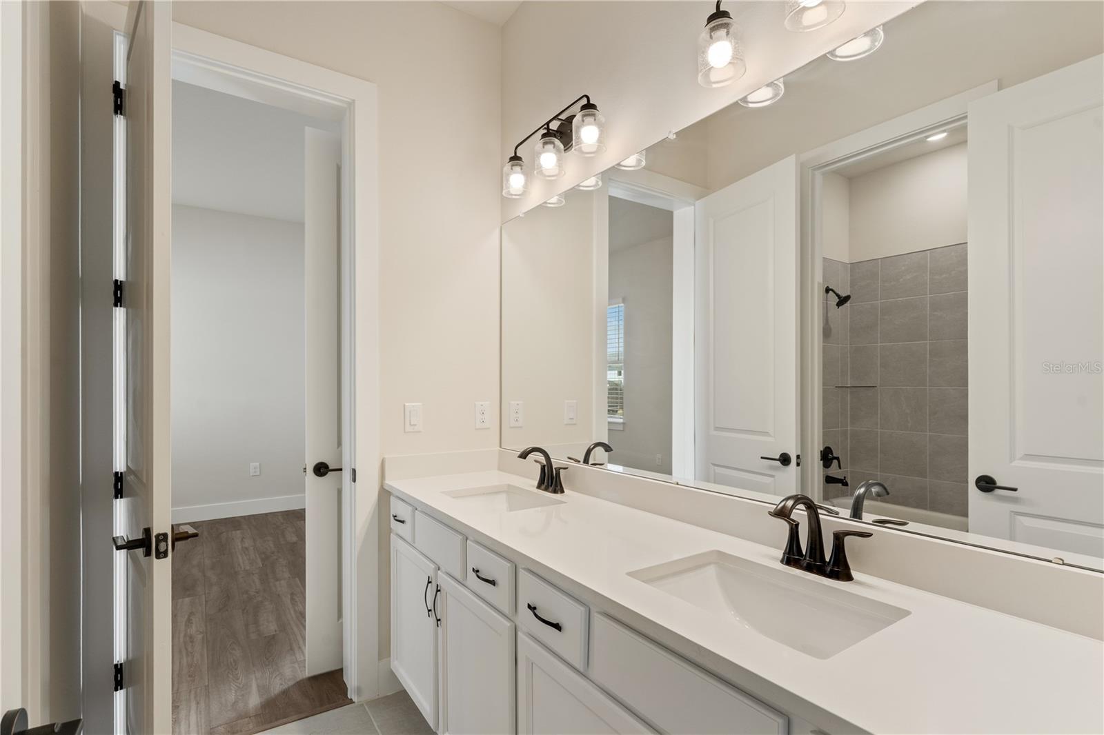 Image 17 of 43 For 8749 Drummer Plank Drive