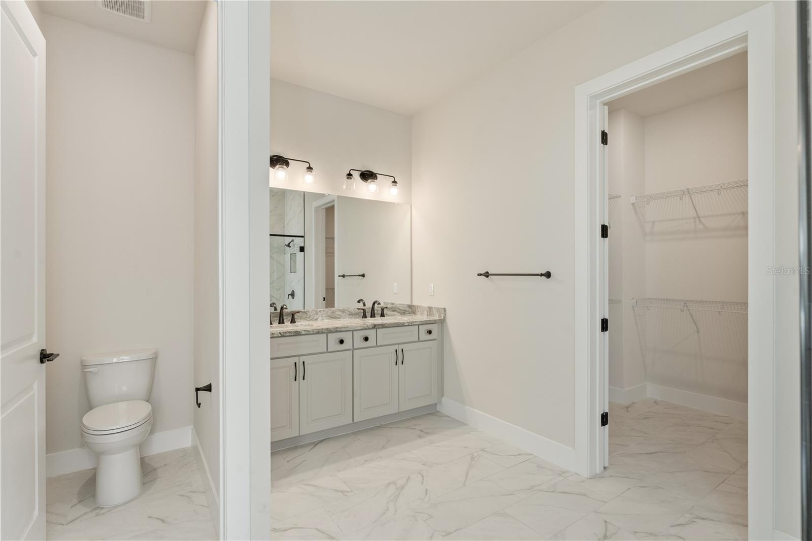 Image 25 of 43 For 8749 Drummer Plank Drive