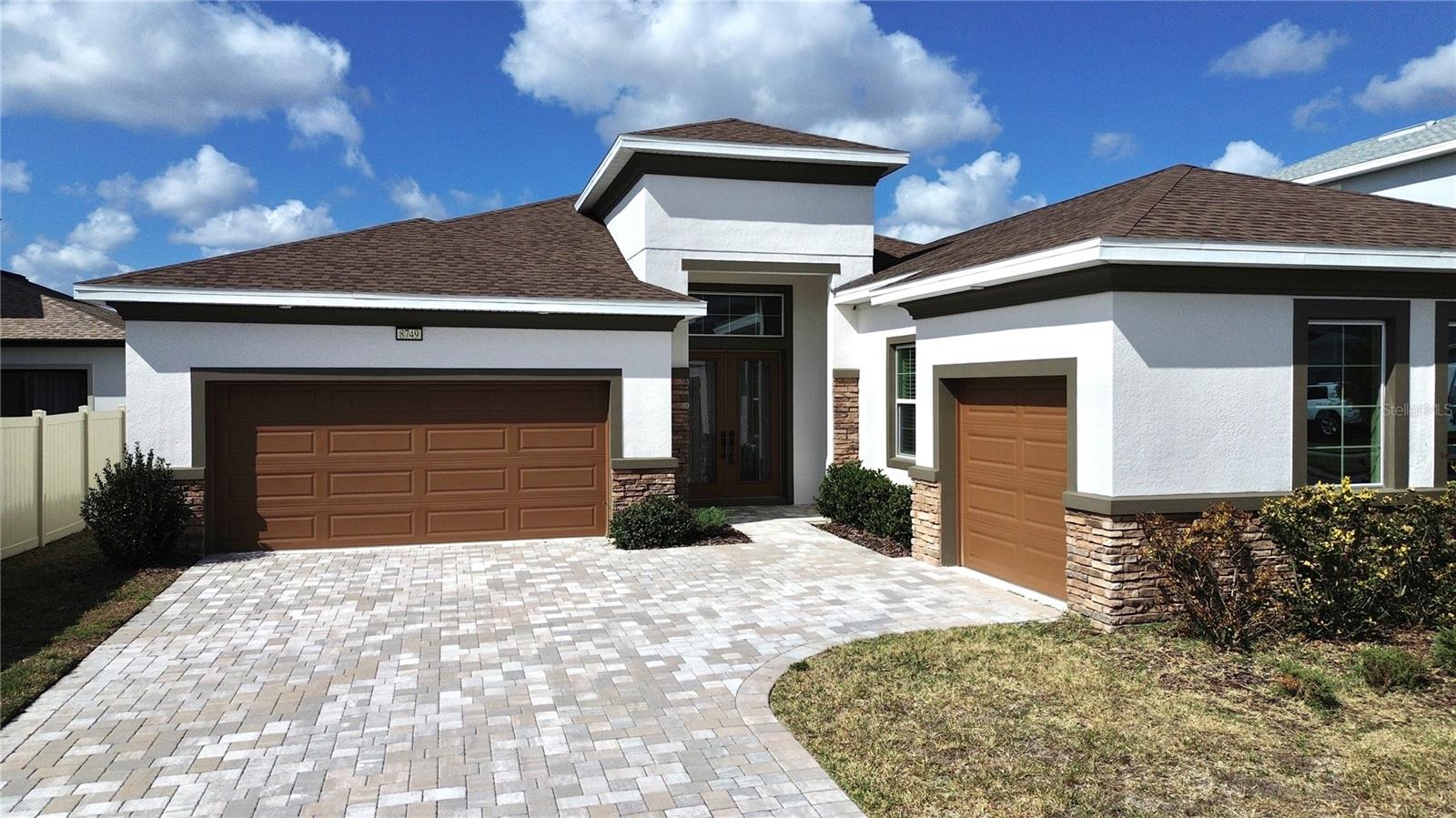 Image 34 of 43 For 8749 Drummer Plank Drive