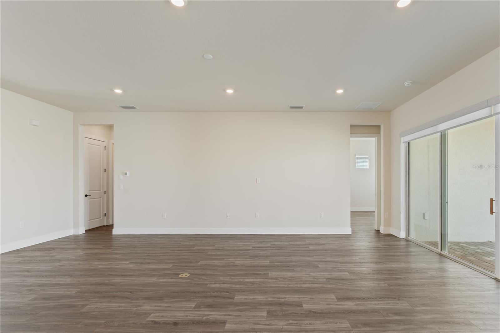 Image 6 of 43 For 8749 Drummer Plank Drive