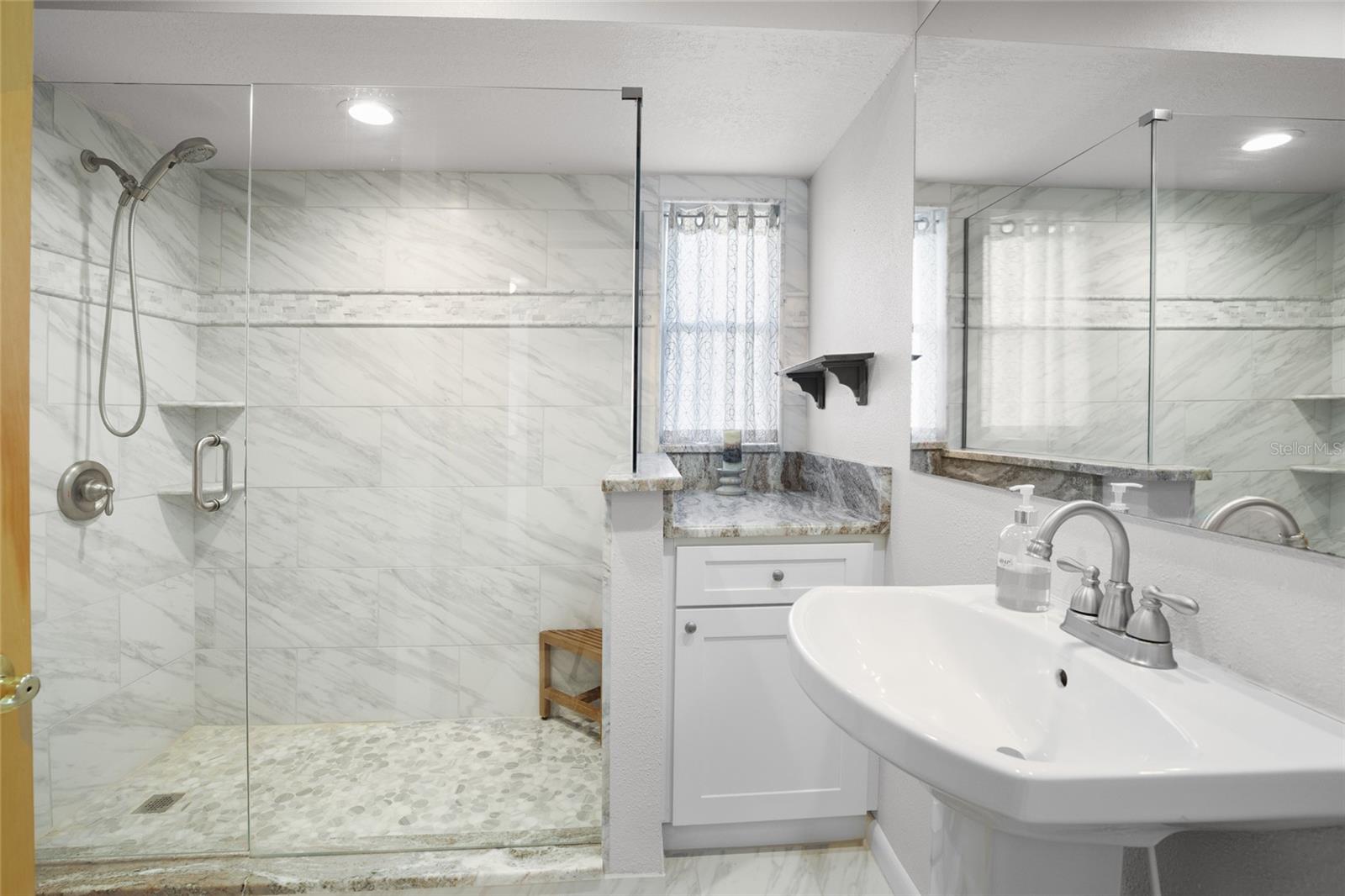 Image 28 of 40 For 9208 Water Hazard Drive