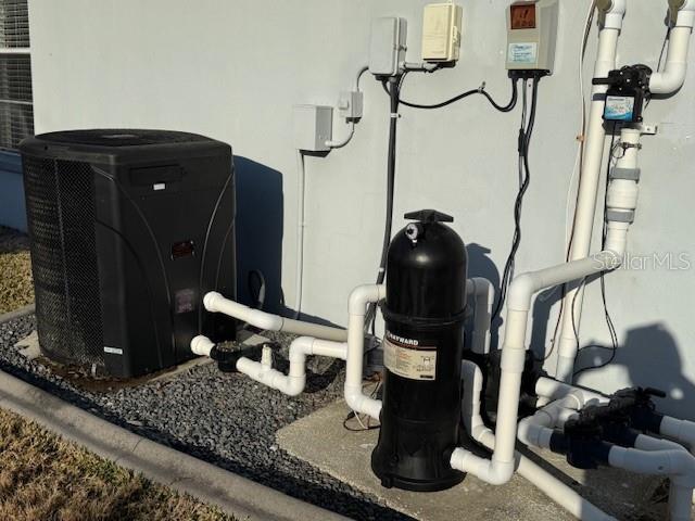 Image 38 of 40 For 9208 Water Hazard Drive