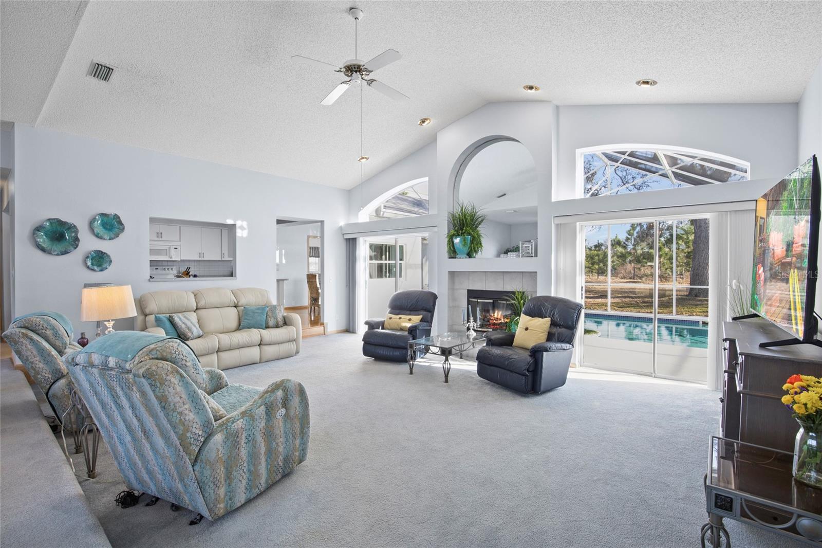 Image 8 of 40 For 9208 Water Hazard Drive