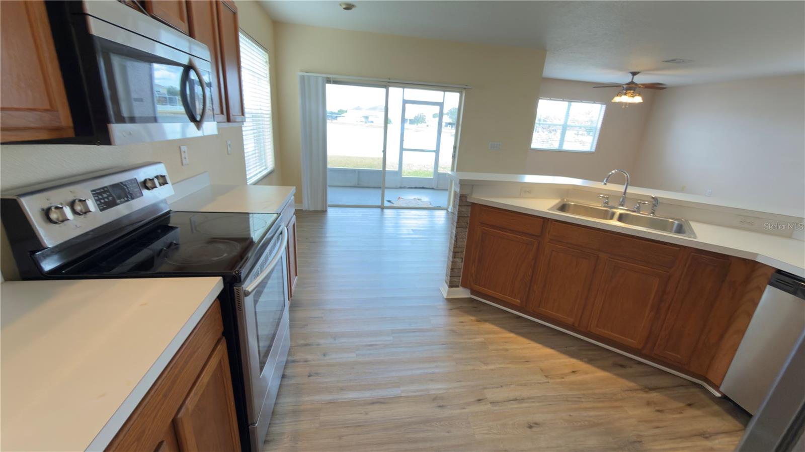 Image 22 of 40 For 31405 Triborough Drive