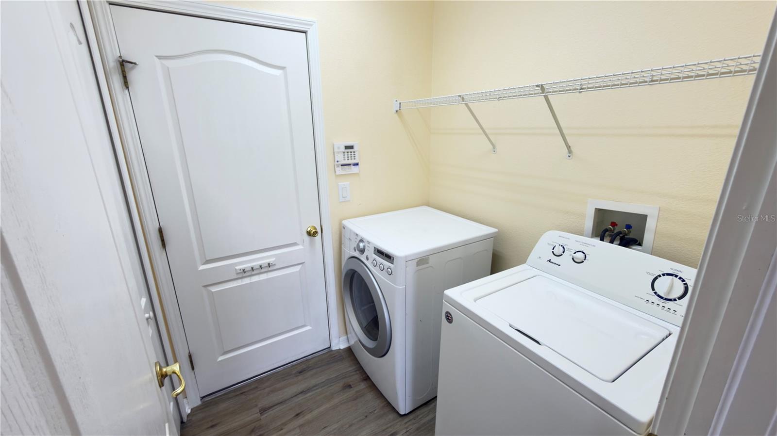 Image 23 of 40 For 31405 Triborough Drive