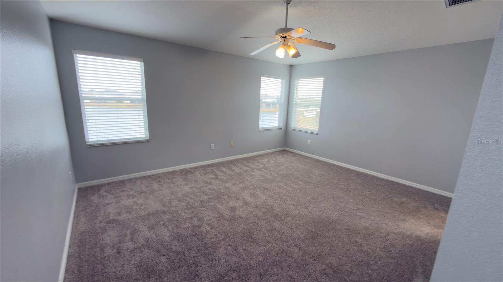 Image 28 of 40 For 31405 Triborough Drive