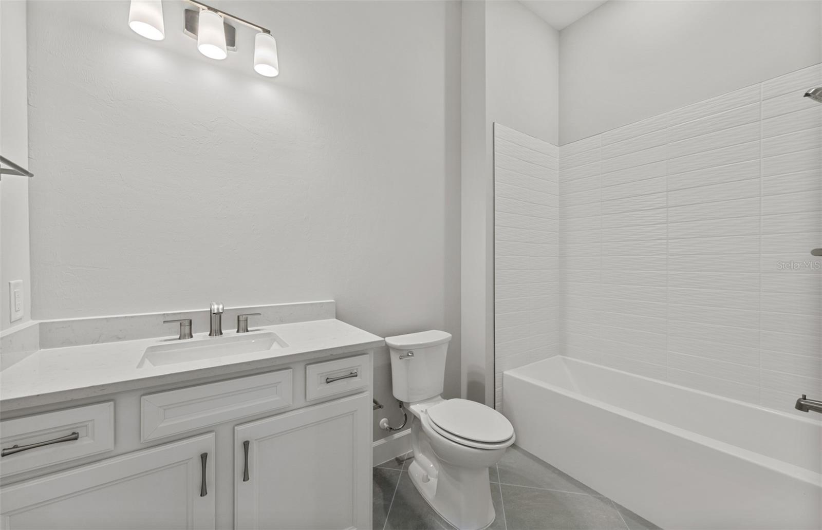 Image 12 of 33 For 4835 Ivy Pearl Way