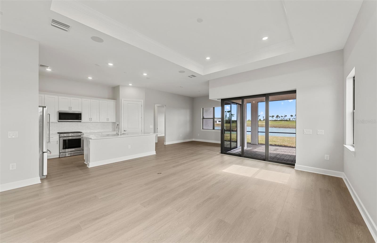 Image 15 of 33 For 4835 Ivy Pearl Way