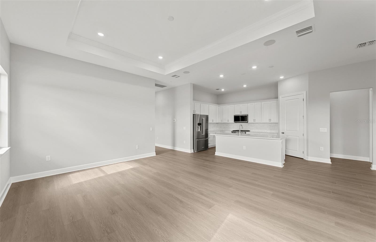 Image 16 of 33 For 4835 Ivy Pearl Way