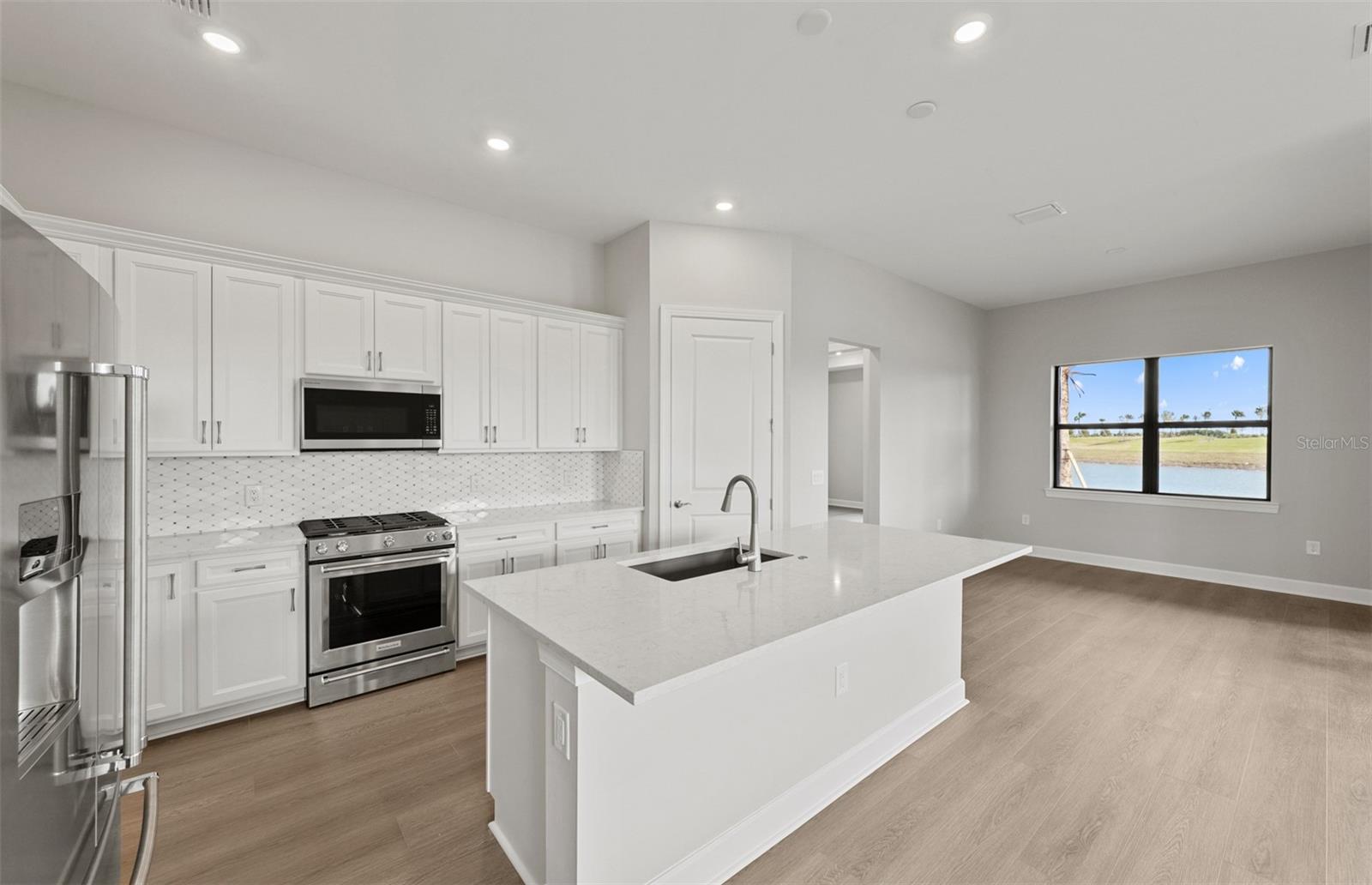 Image 20 of 33 For 4835 Ivy Pearl Way