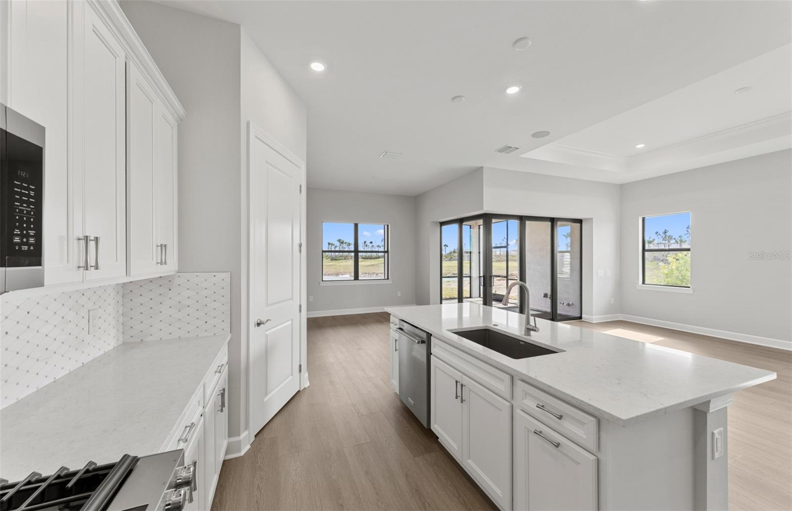 Image 22 of 33 For 4835 Ivy Pearl Way