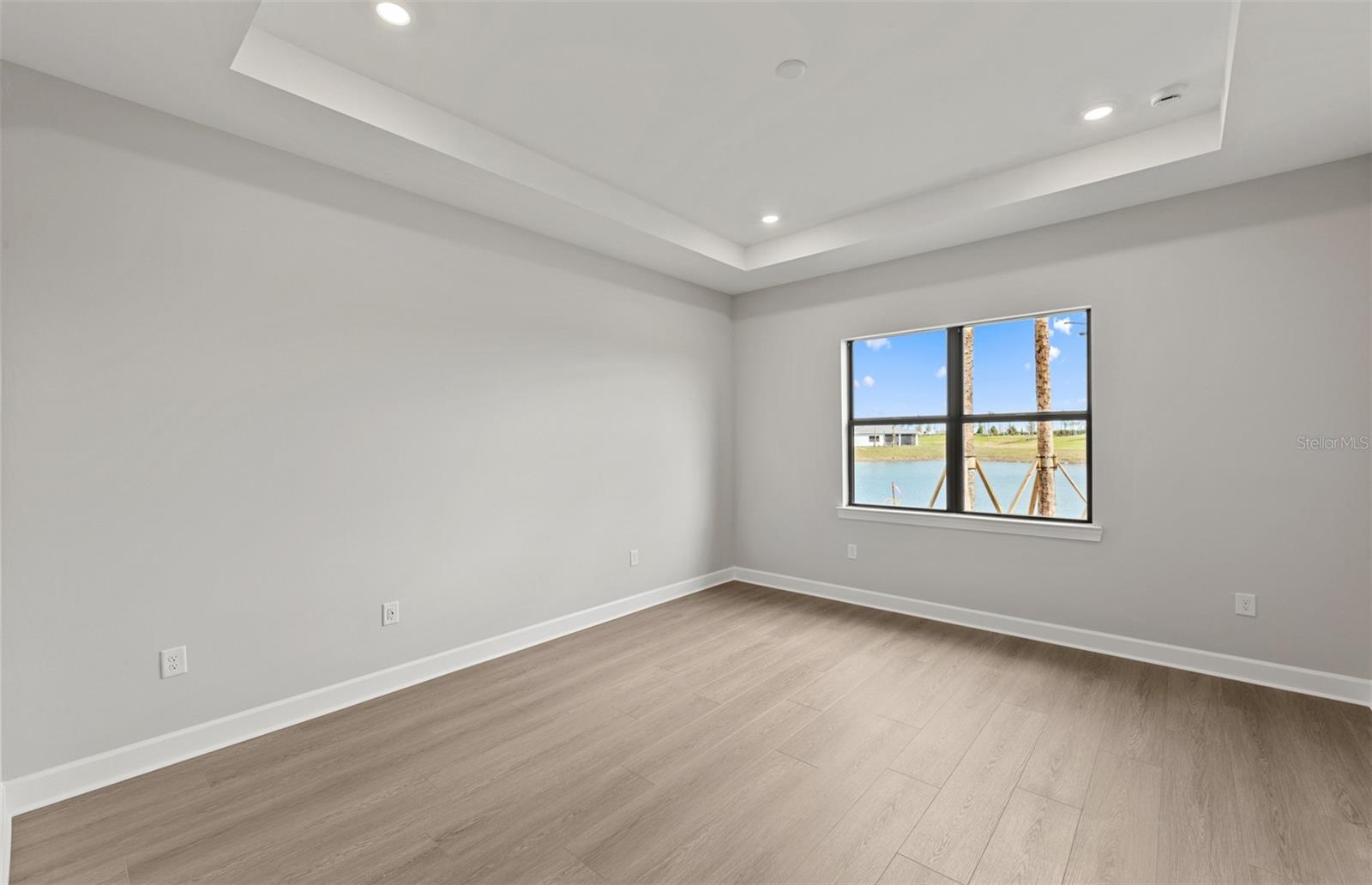 Image 25 of 33 For 4835 Ivy Pearl Way