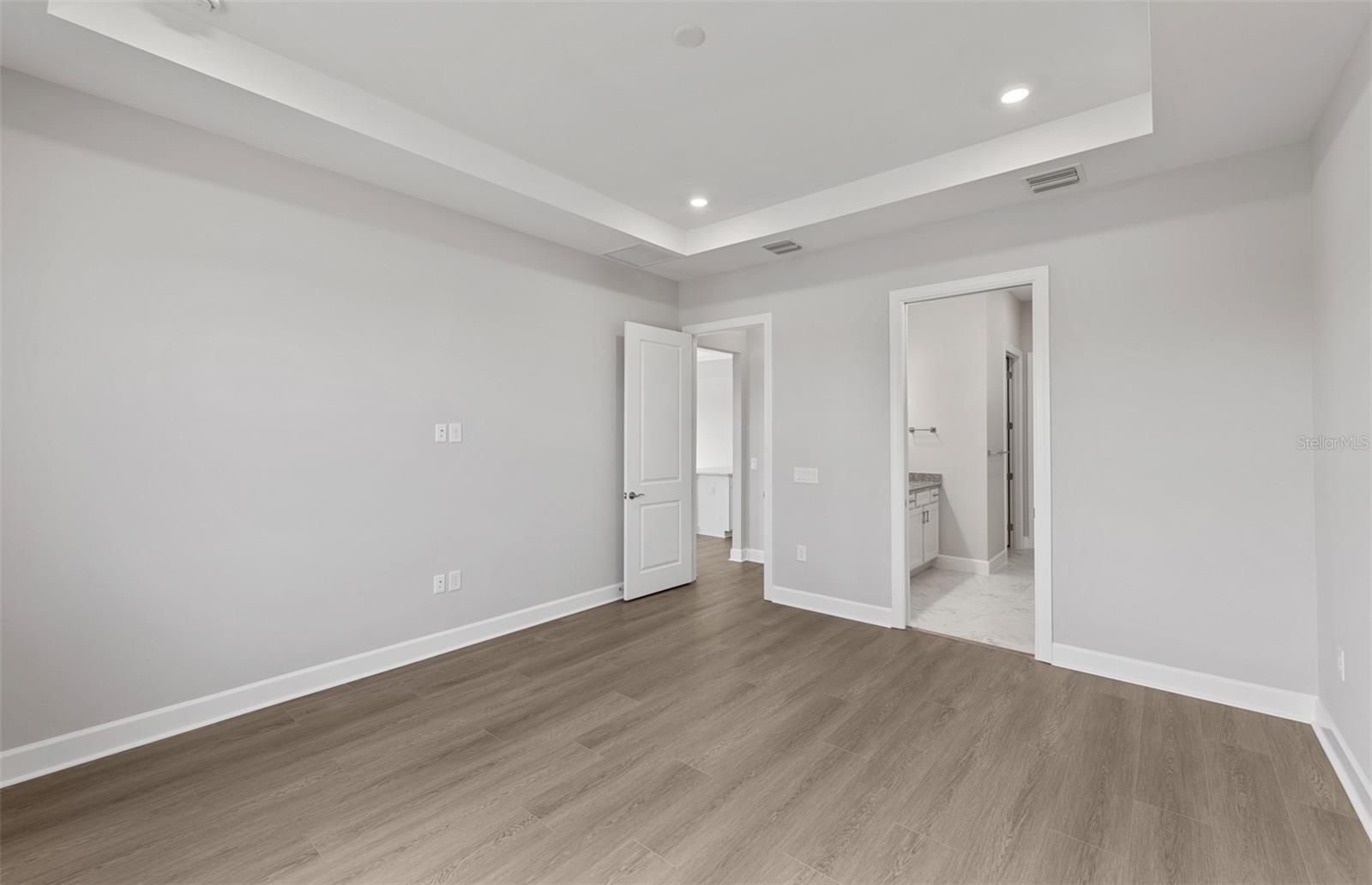 Image 26 of 33 For 4835 Ivy Pearl Way