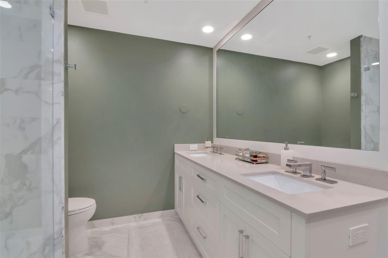 Image 29 of 80 For 1120 Kennedy Boulevard 1216