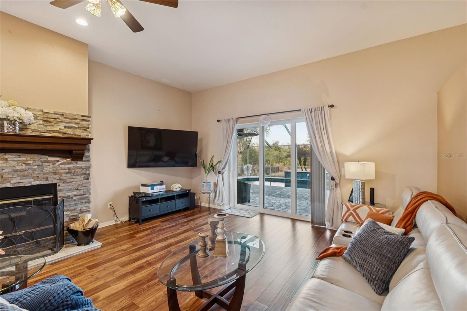 Listing photo id 26 for 10022 Oxford Chapel Drive