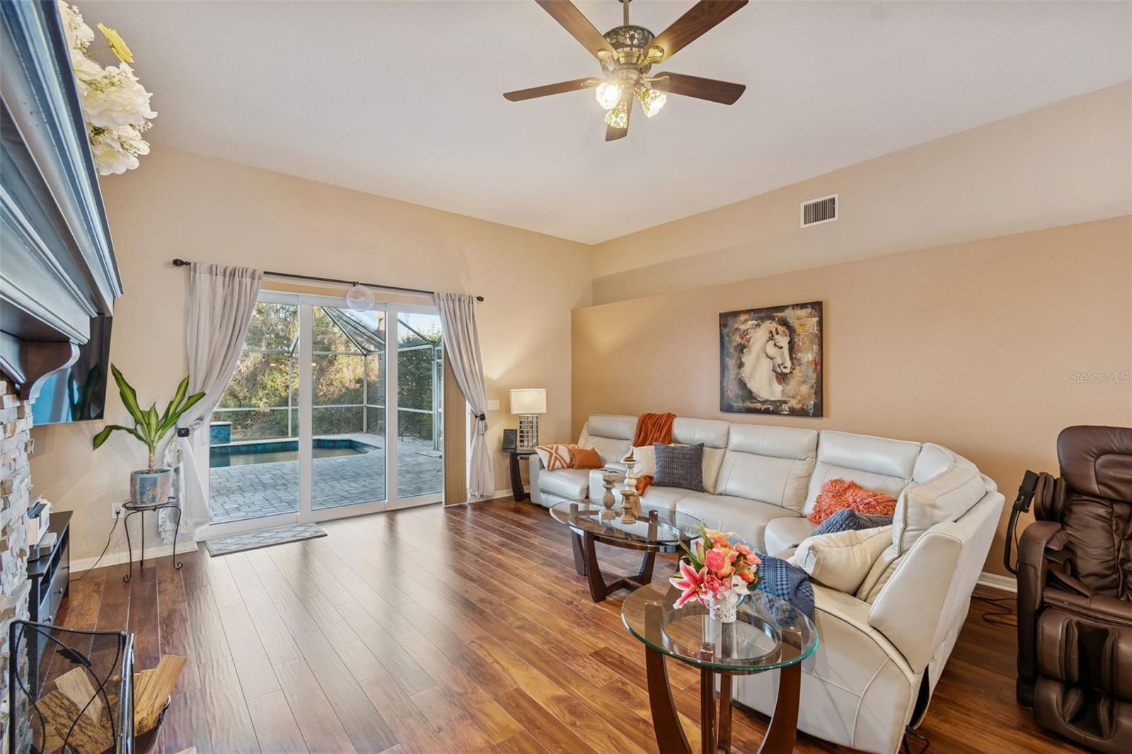 Listing photo id 28 for 10022 Oxford Chapel Drive