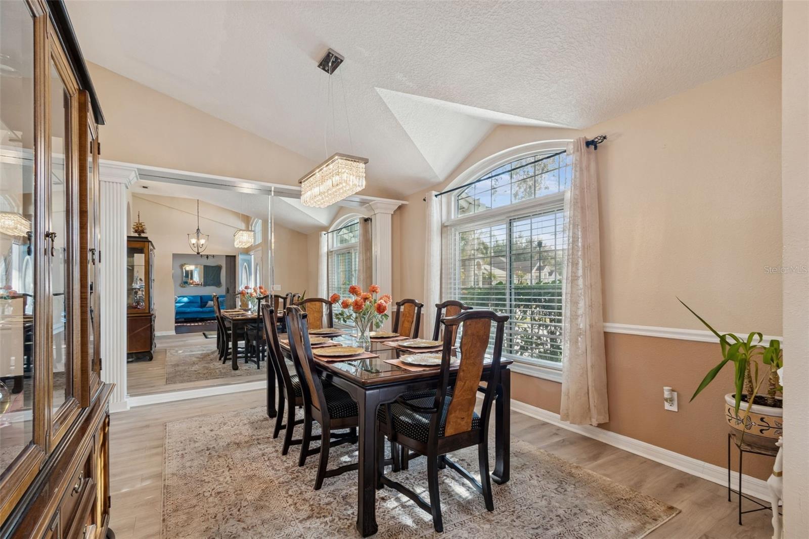 Listing photo id 34 for 10022 Oxford Chapel Drive