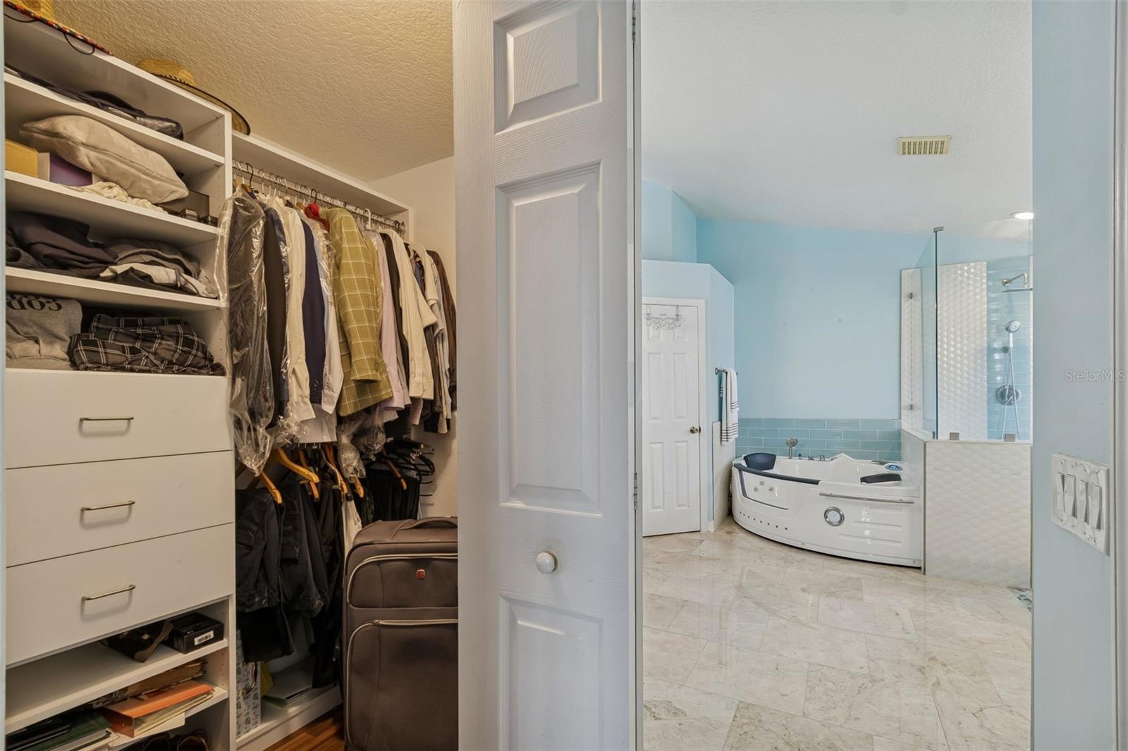 Listing photo id 43 for 10022 Oxford Chapel Drive