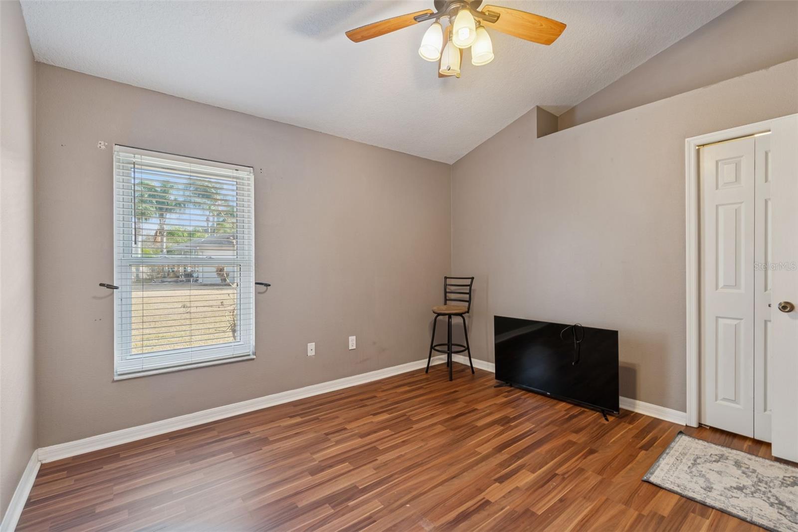 Listing photo id 48 for 10022 Oxford Chapel Drive