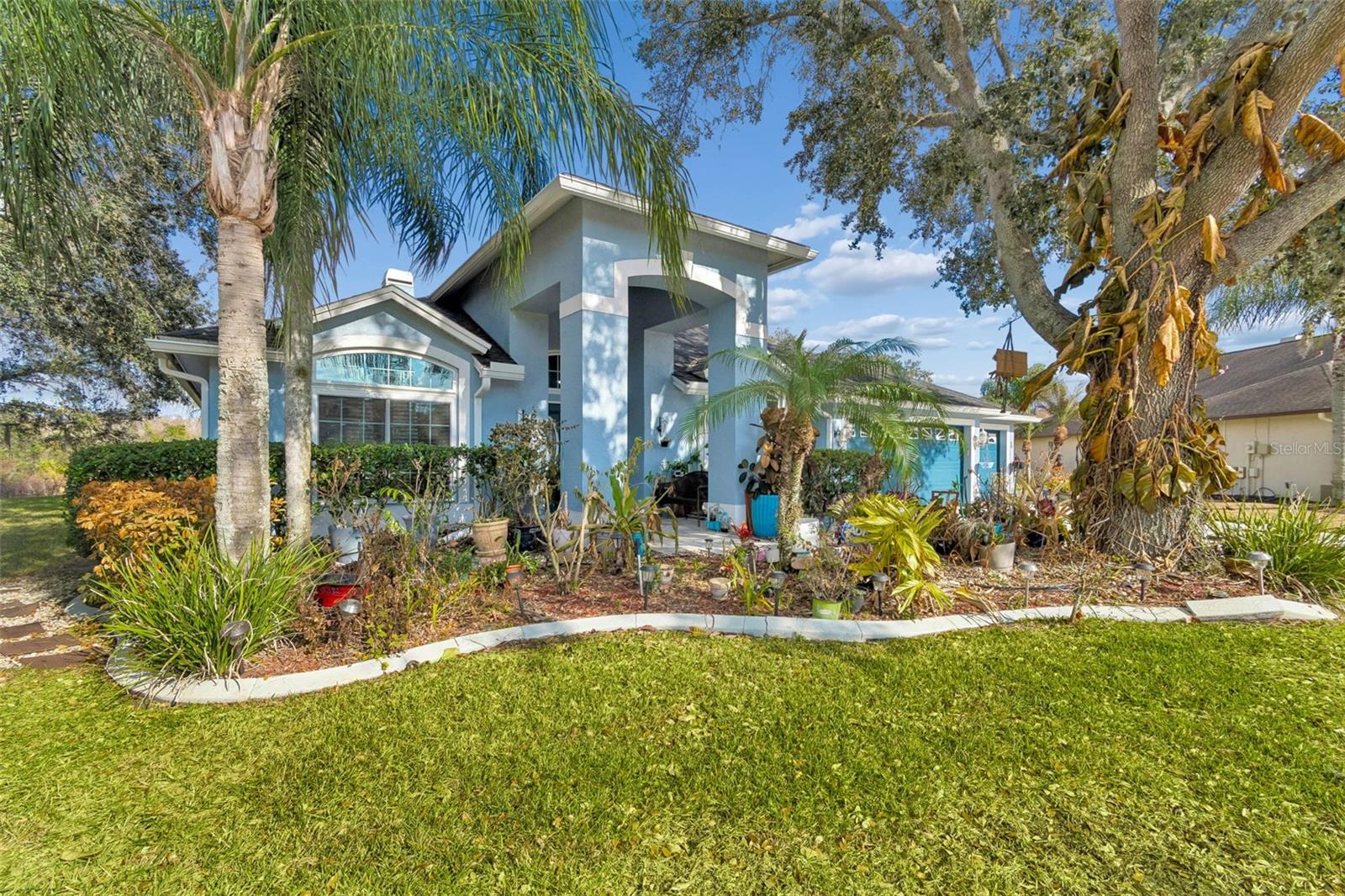 Listing photo id 4 for 10022 Oxford Chapel Drive