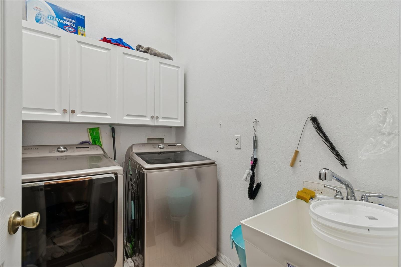 Listing photo id 63 for 10022 Oxford Chapel Drive