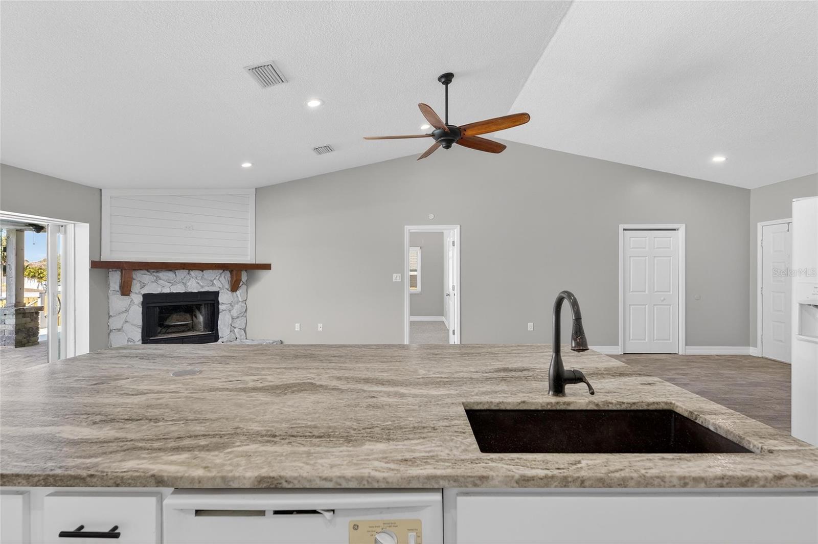 Image 10 of 67 For 6332 Flamingo Drive