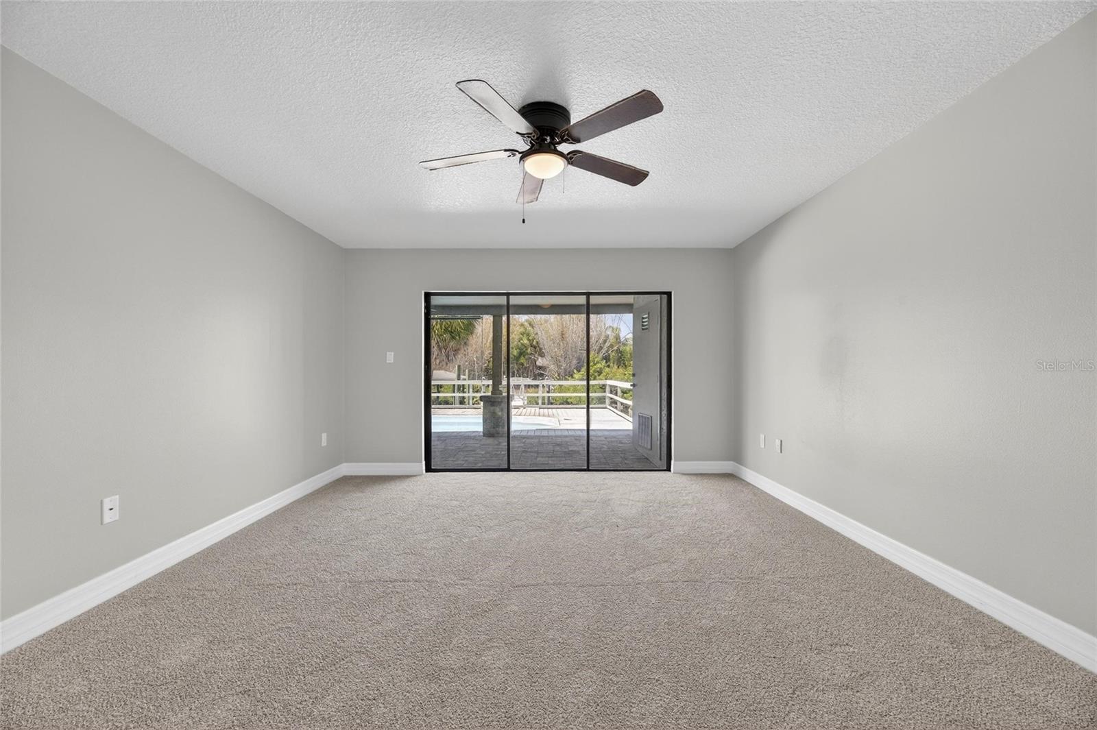 Image 31 of 67 For 6332 Flamingo Drive