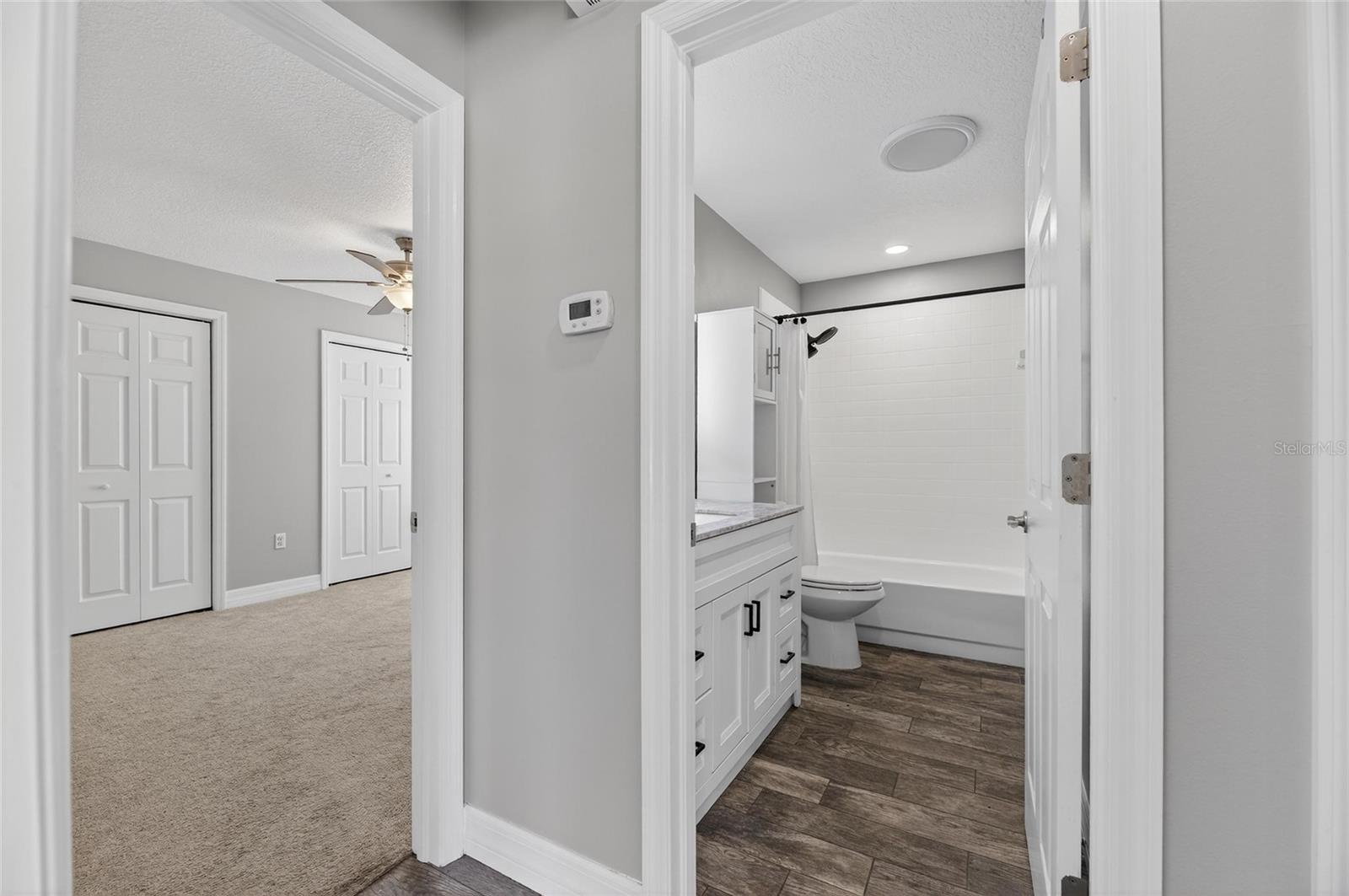 Image 42 of 67 For 6332 Flamingo Drive