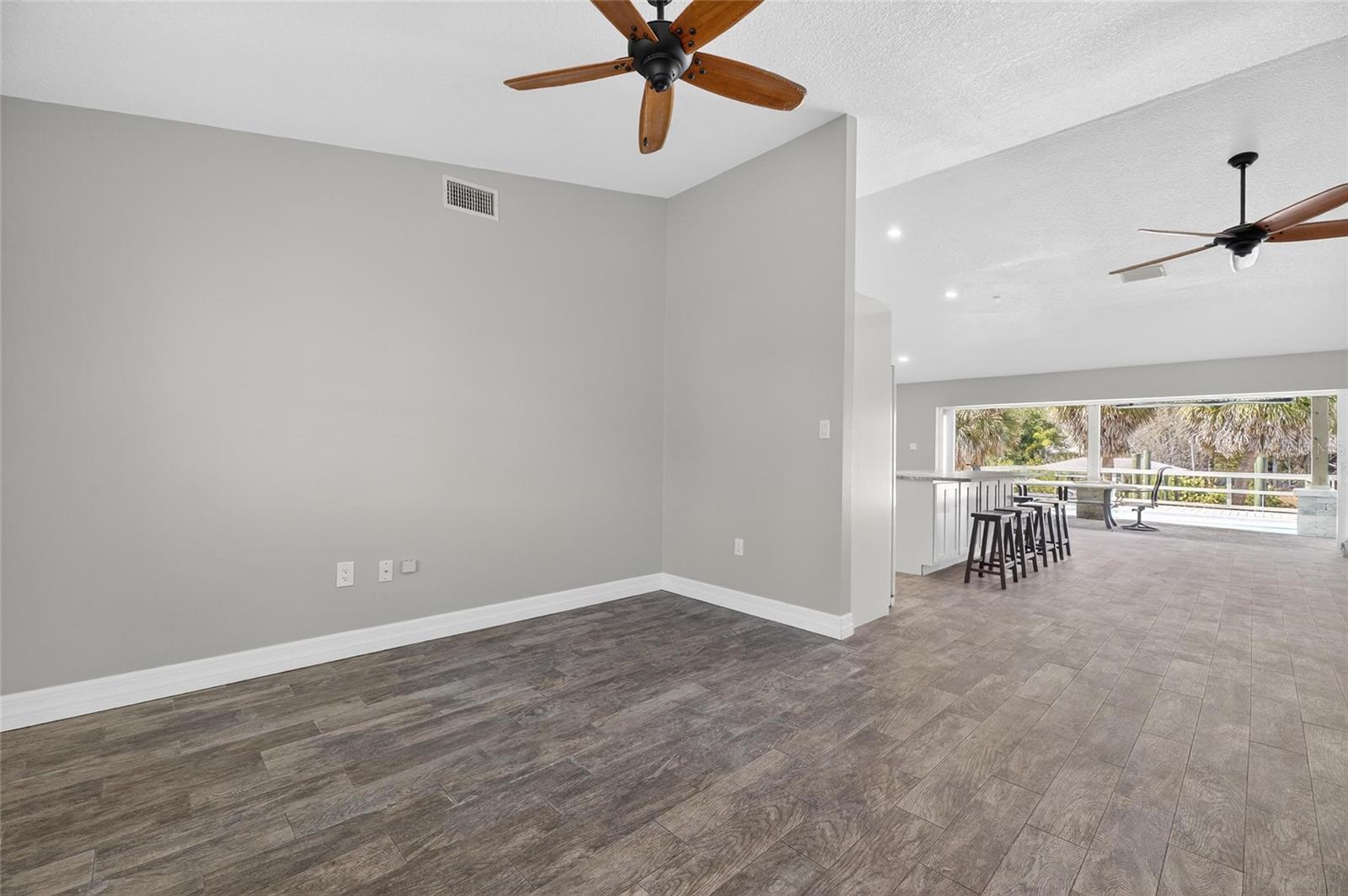 Image 47 of 67 For 6332 Flamingo Drive