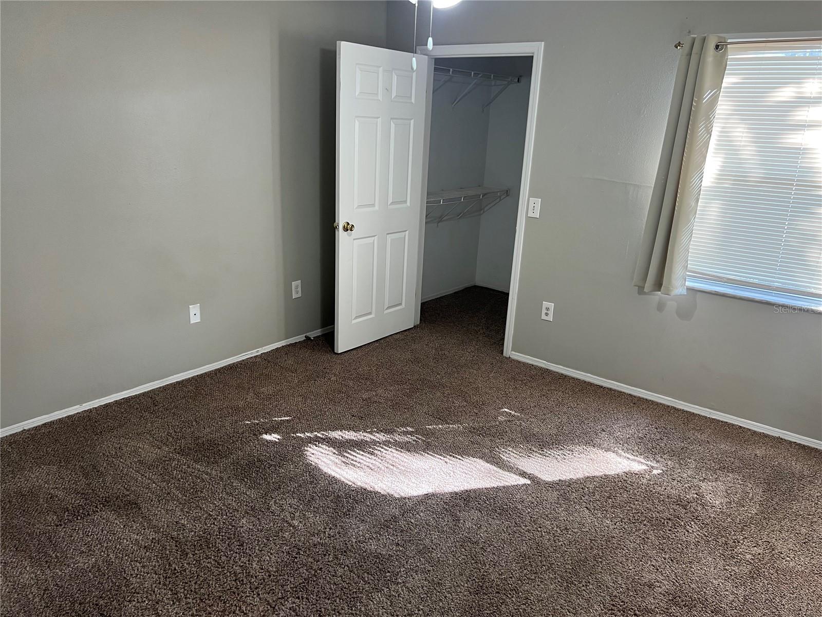 Image 15 of 29 For 2400 Feather Sound Drive 1217