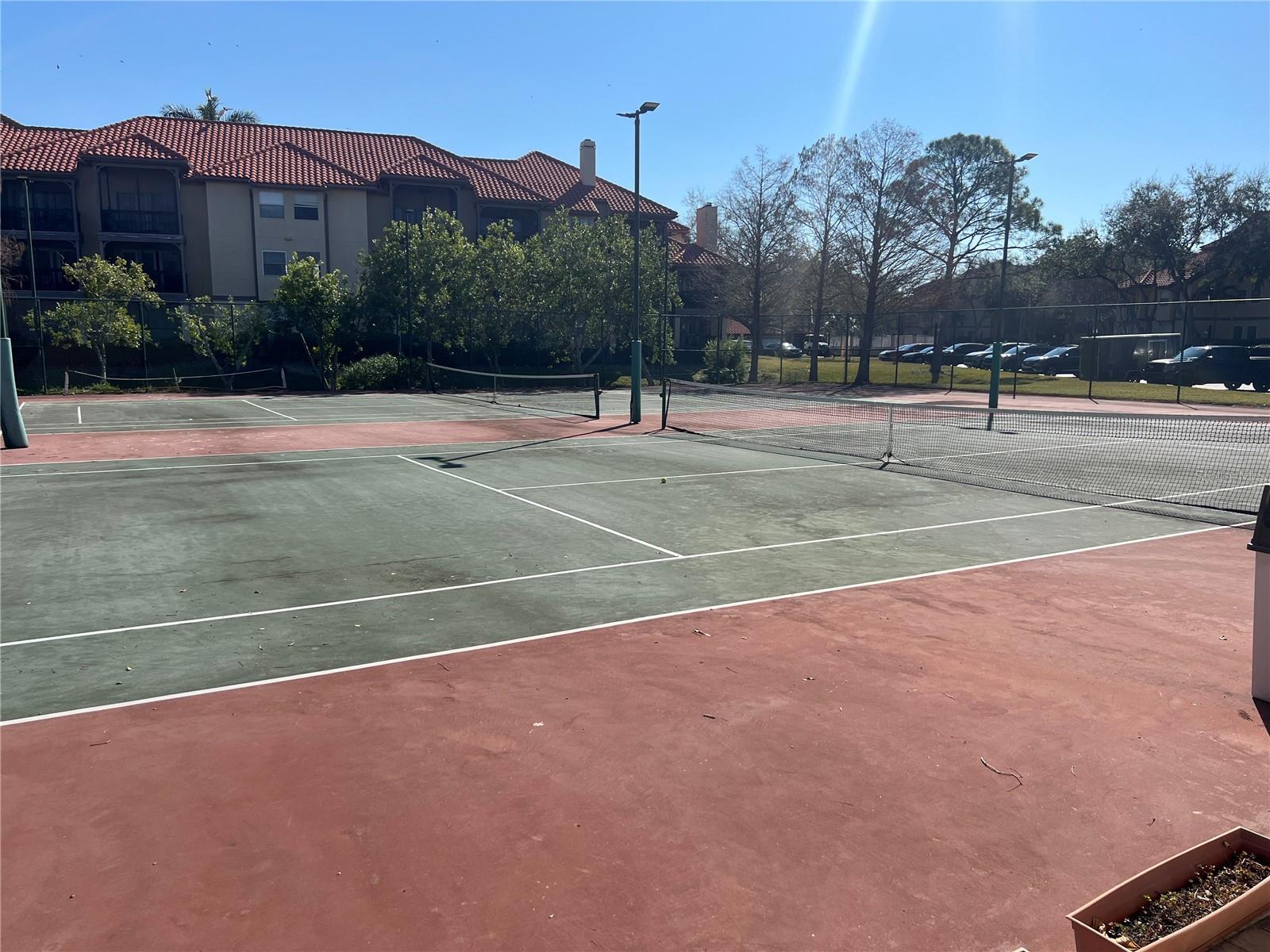 Image 25 of 29 For 2400 Feather Sound Drive 1217