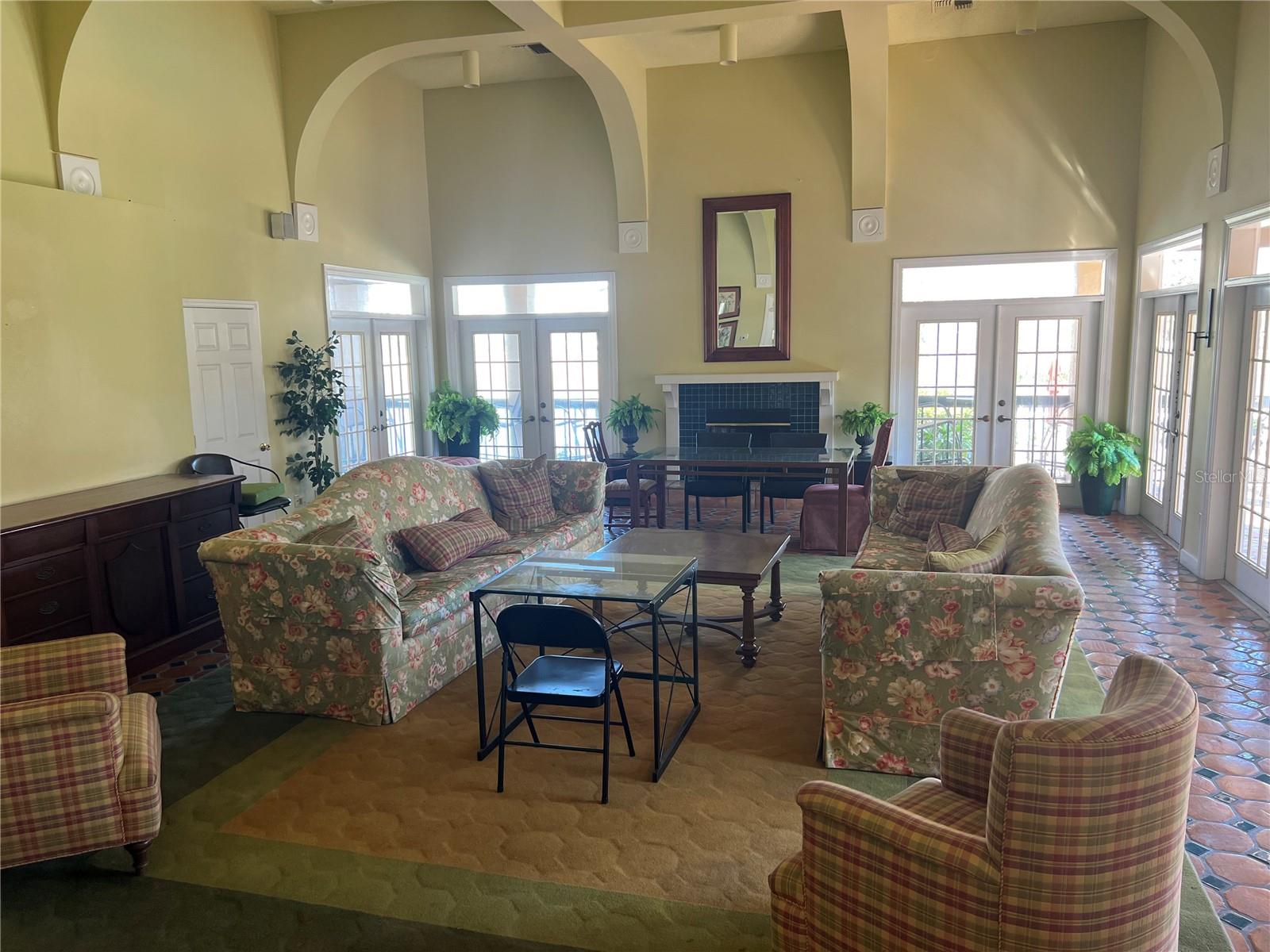 Image 27 of 29 For 2400 Feather Sound Drive 1217