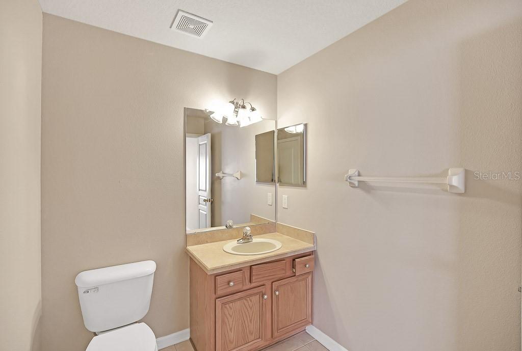 Image 22 of 36 For 6025 Churchside Drive