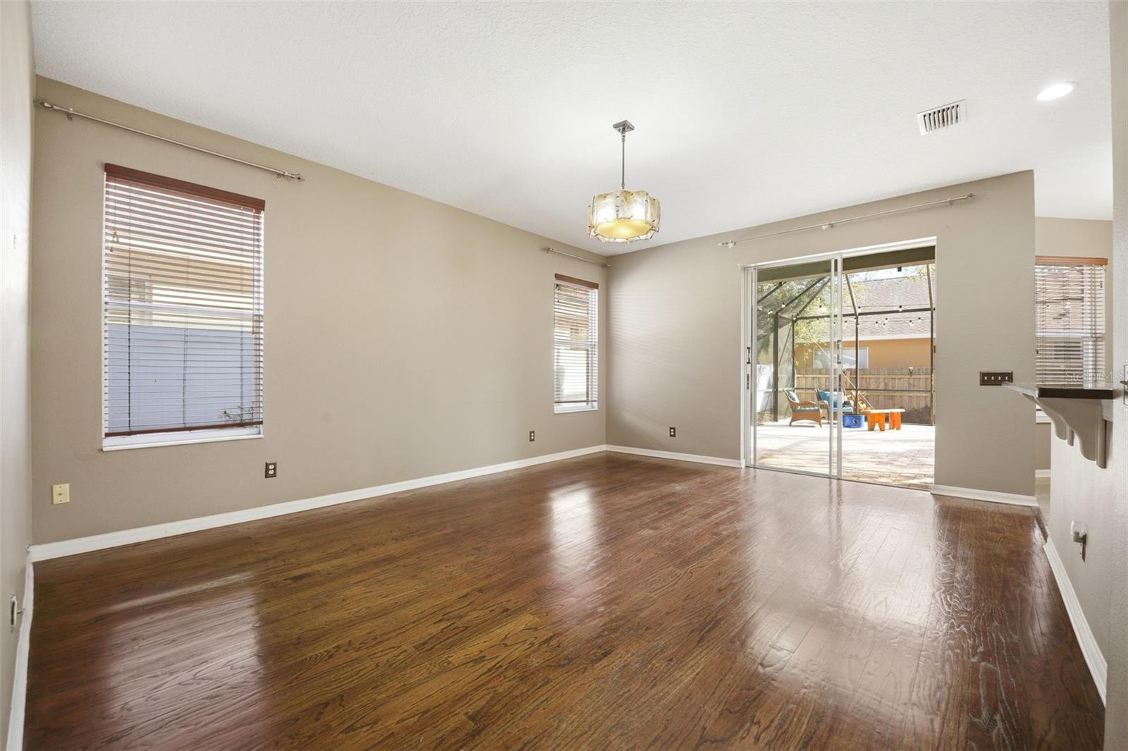 Image 14 of 50 For 7310 Brightwater Oaks Drive