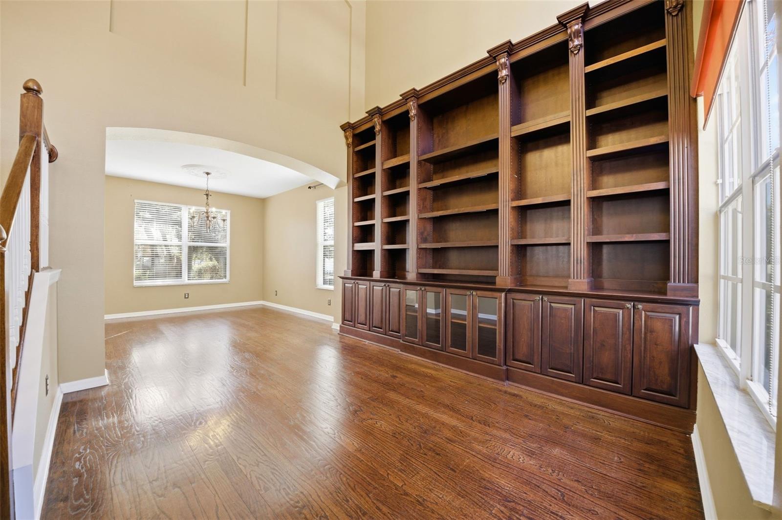 Image 8 of 50 For 7310 Brightwater Oaks Drive