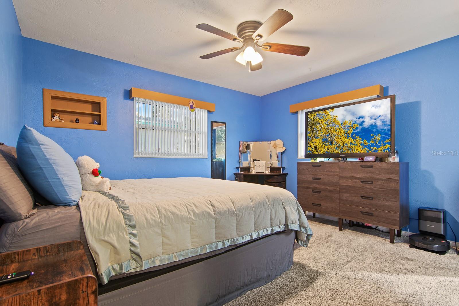 Image 15 of 45 For 1901 Winchester Road N