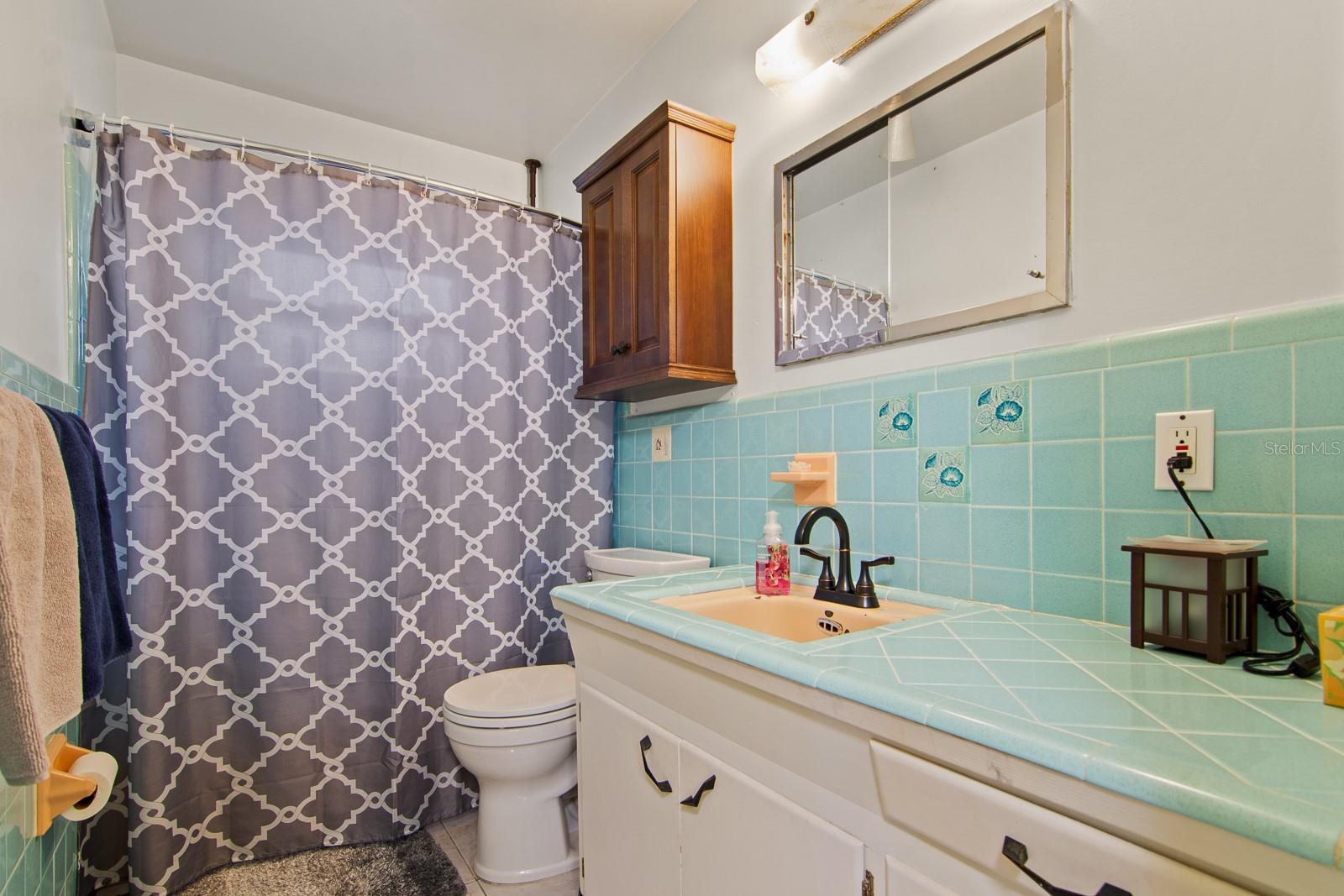 Image 23 of 45 For 1901 Winchester Road N