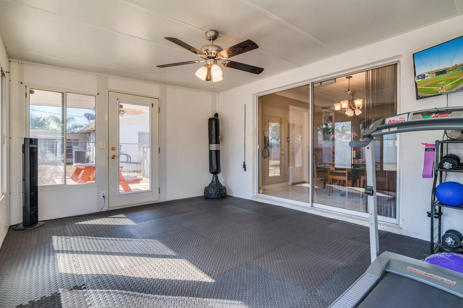 Image 26 of 45 For 1901 Winchester Road N