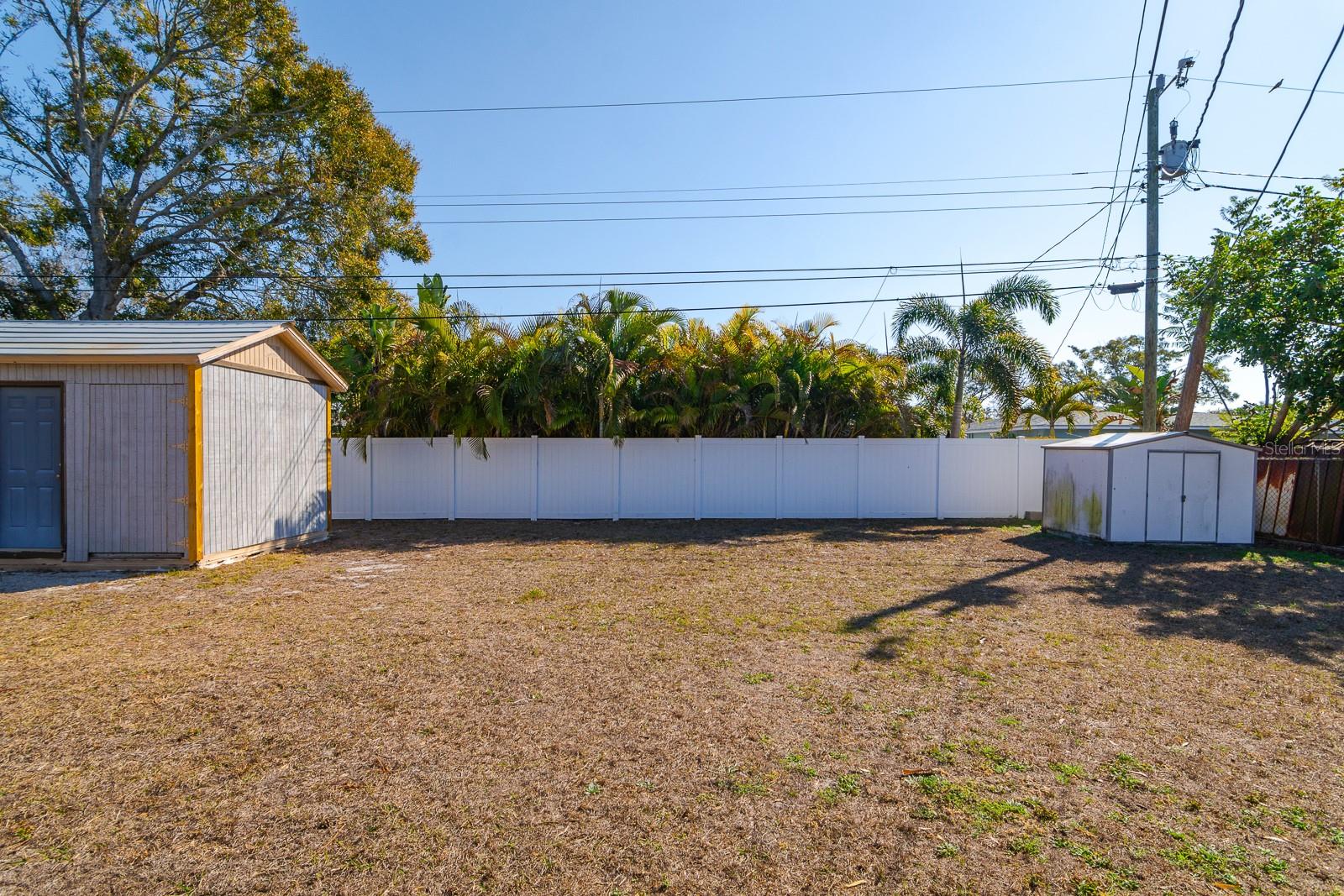 Image 28 of 45 For 1901 Winchester Road N