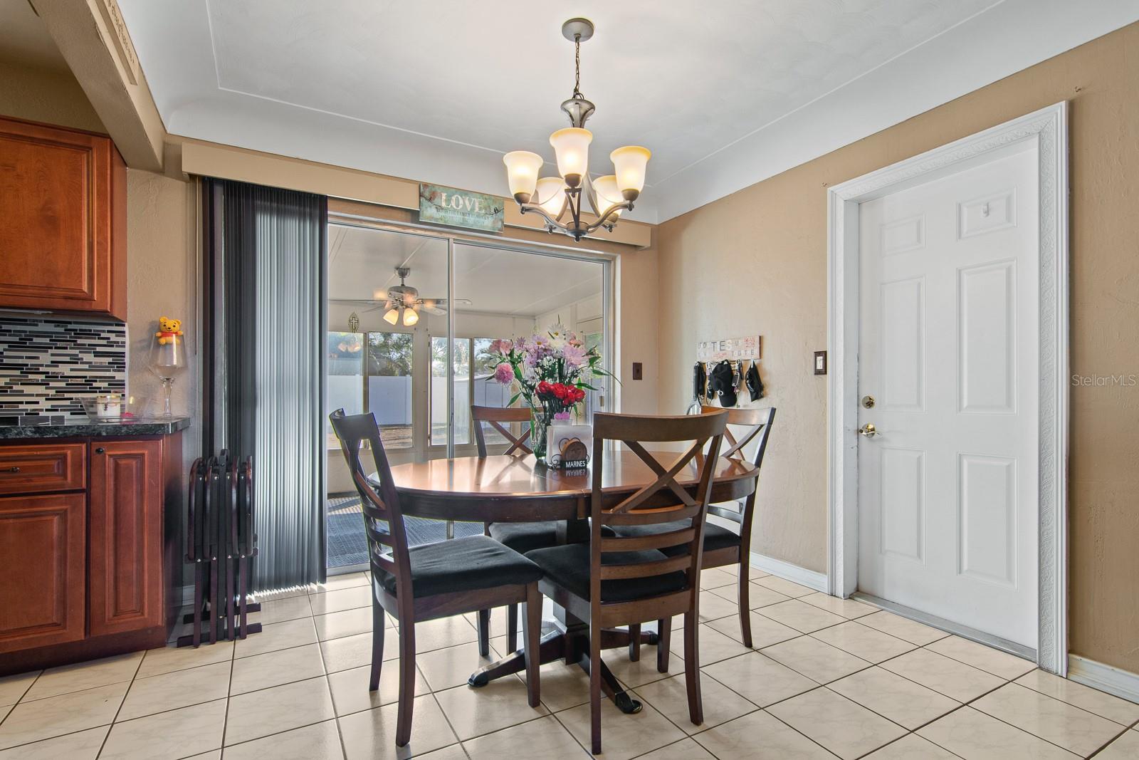 Image 8 of 45 For 1901 Winchester Road N