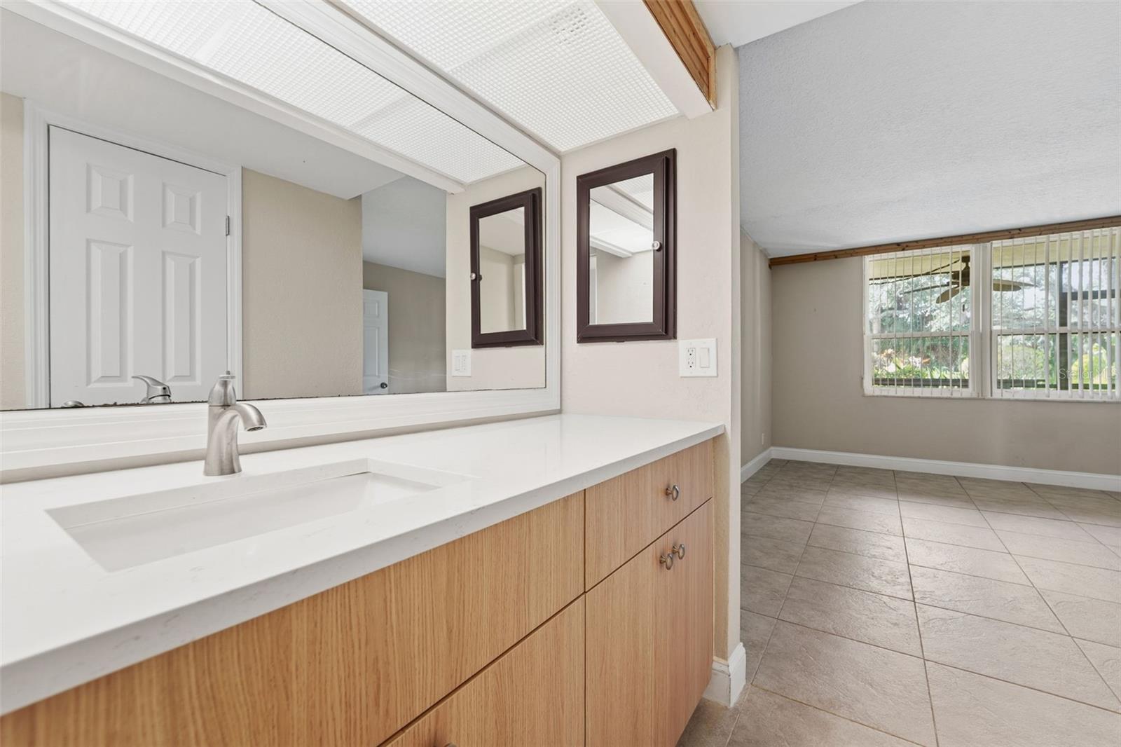 Image 10 of 26 For 2614 Cove Cay Drive 108