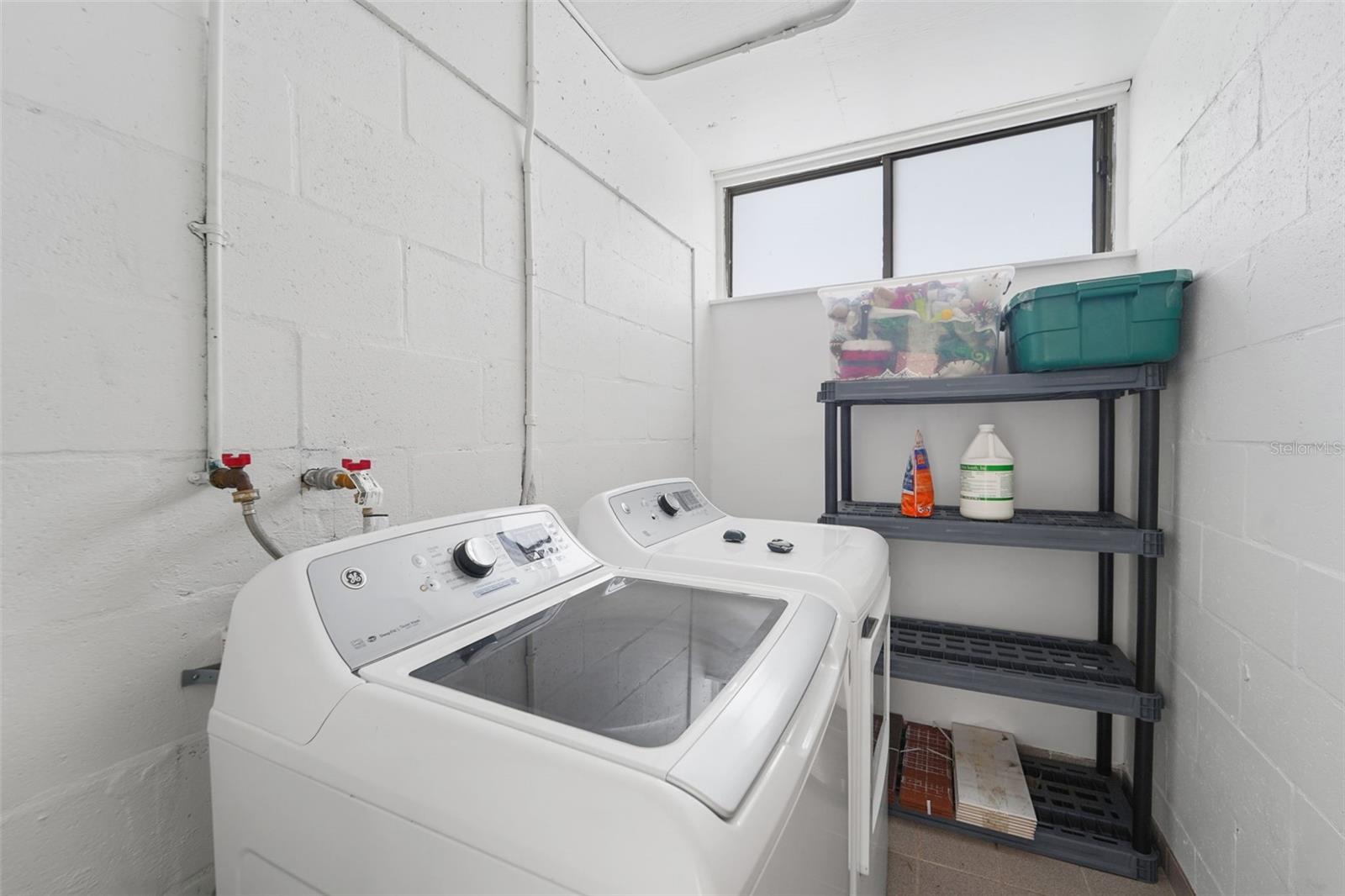 Image 19 of 26 For 2614 Cove Cay Drive 108