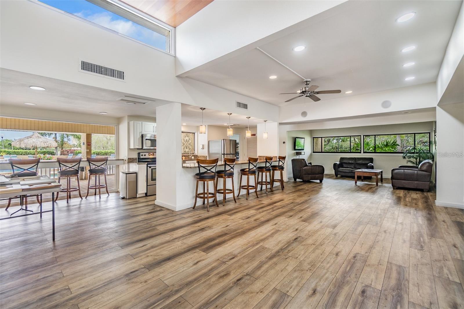 Image 22 of 26 For 2614 Cove Cay Drive 108