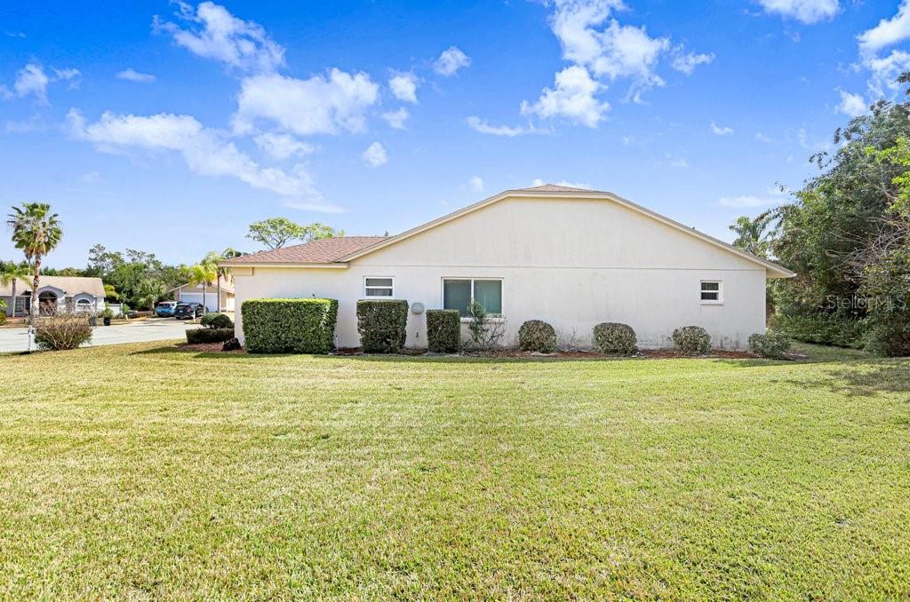 Image 37 of 38 For 8320 Pavilion Drive