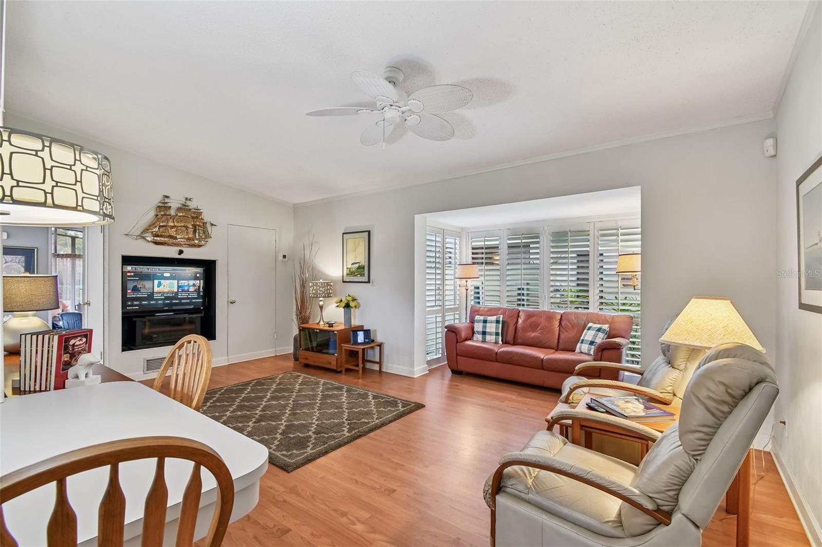 Image 27 of 43 For 349 Virginia Avenue