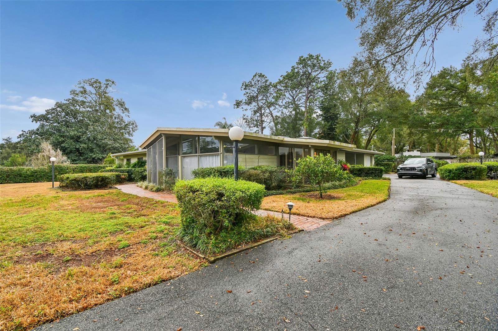 Image 3 of 43 For 349 Virginia Avenue