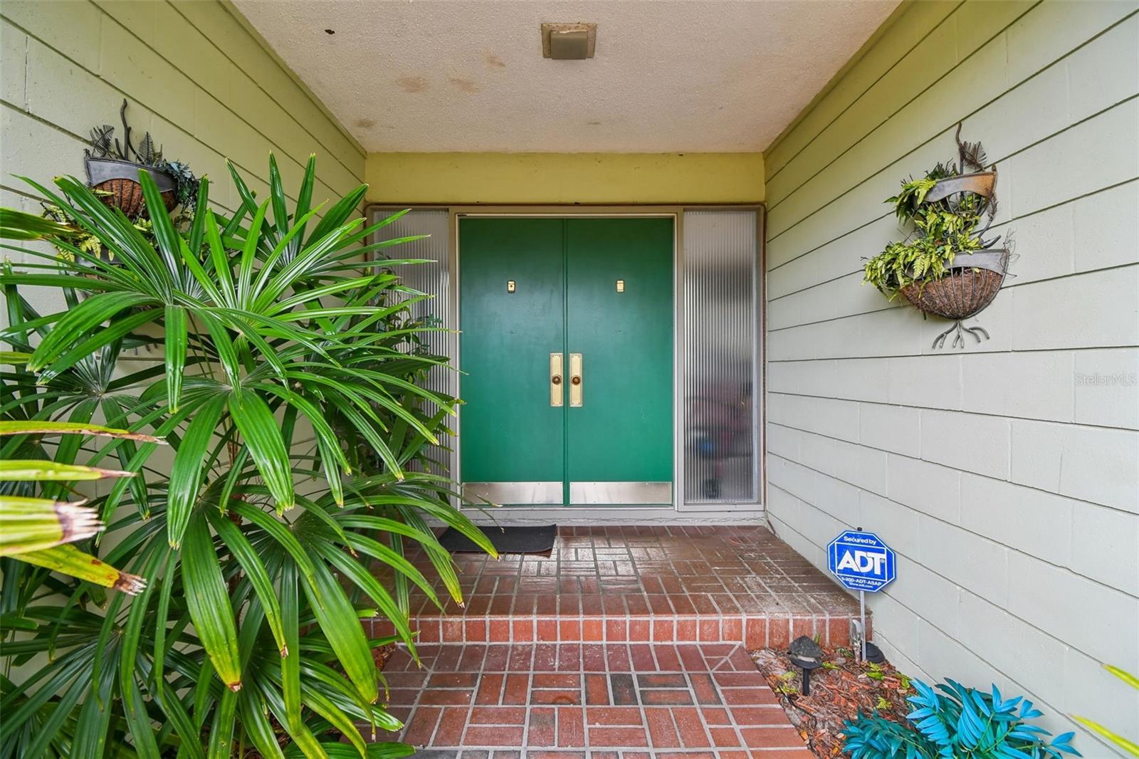 Image 6 of 43 For 349 Virginia Avenue