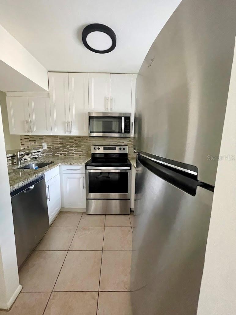 Image 12 of 46 For 2625 State Road 590 1713