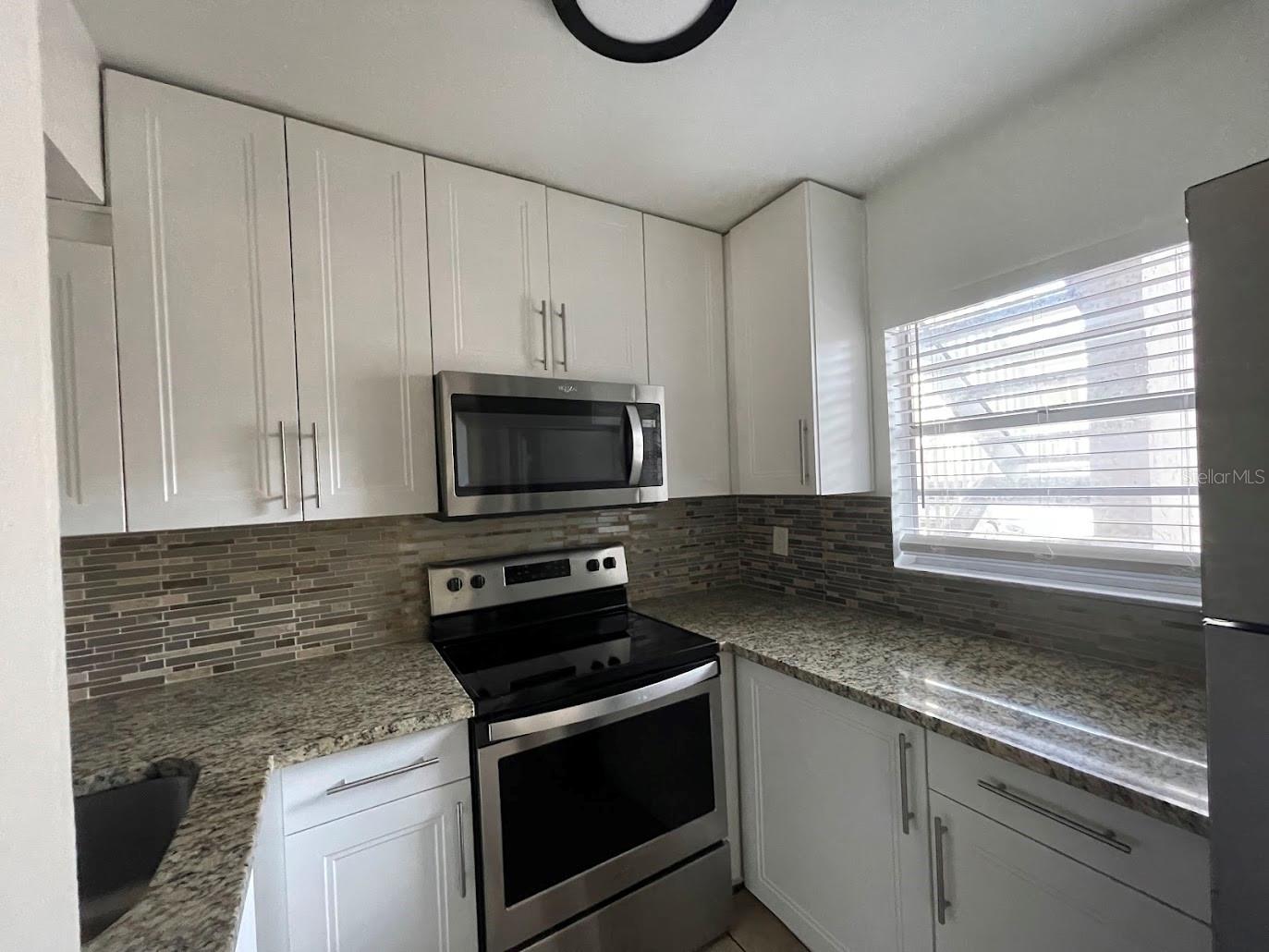 Image 13 of 46 For 2625 State Road 590 1713