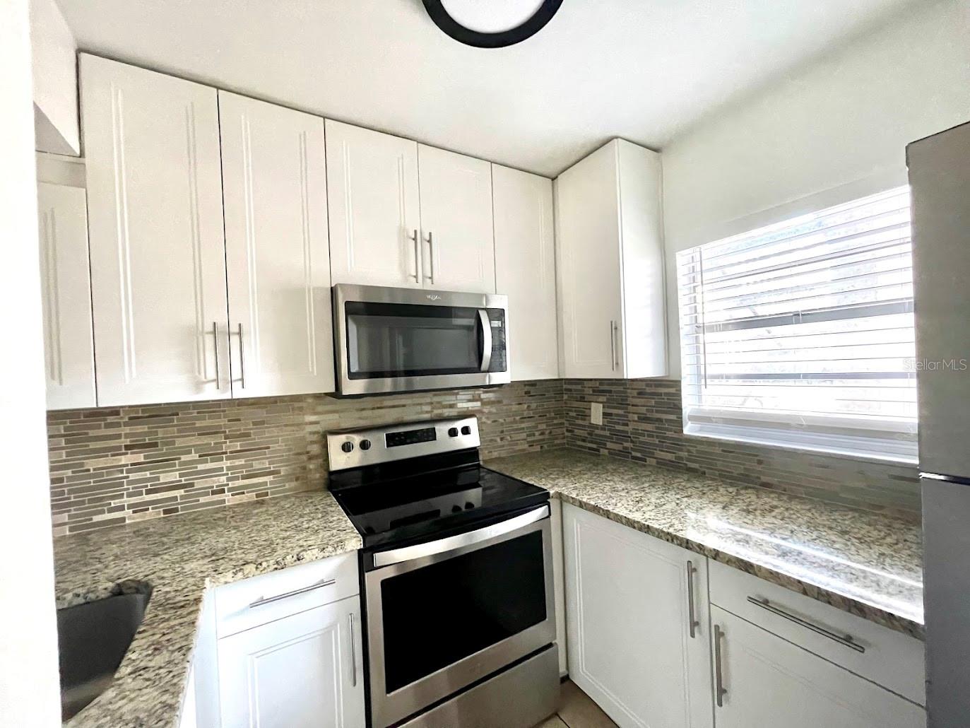 Image 14 of 46 For 2625 State Road 590 1713